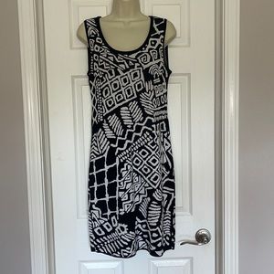 Carmen Marc Valvo Dress Size Medium